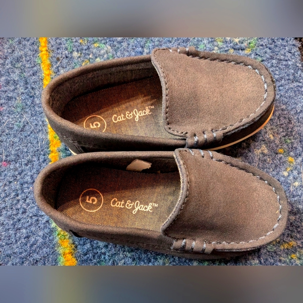 Cat & Jack Boys Boat Shoes Navy Blue Size 5 Never worn